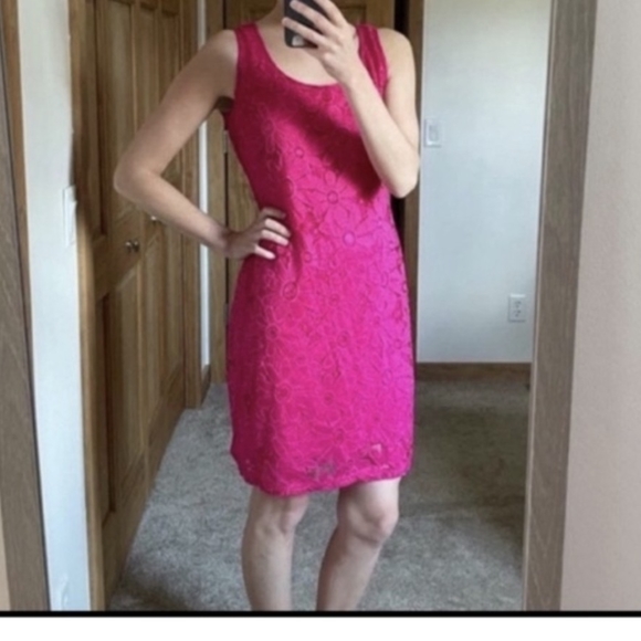 Tiana B got pink daisy lace sleeveless dress large NWT *AH - Picture 2 of 8